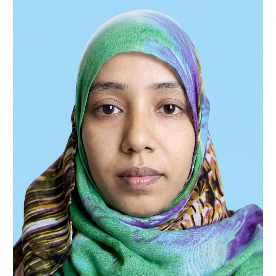 জনাব আমিনা ইসলাম চার্মি